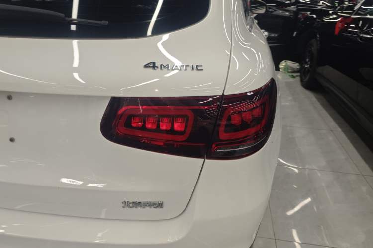 Used Mercedes-Benz GLC 2020 Facelifted GLC 260 L 4MATIC Dynamic Edition Exterior 2