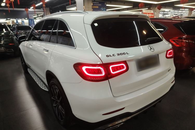 Used Mercedes-Benz GLC 2020 Facelift GLC 300 L 4MATIC Dynamic Edition Exterior 2