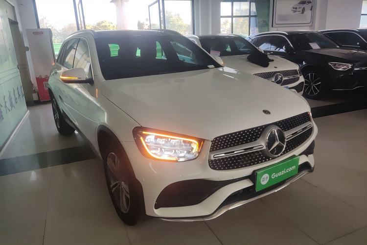 Used Mercedes-Benz GLC 2020 GLC 260 L 4MATIC Luxury Model Exterior 2