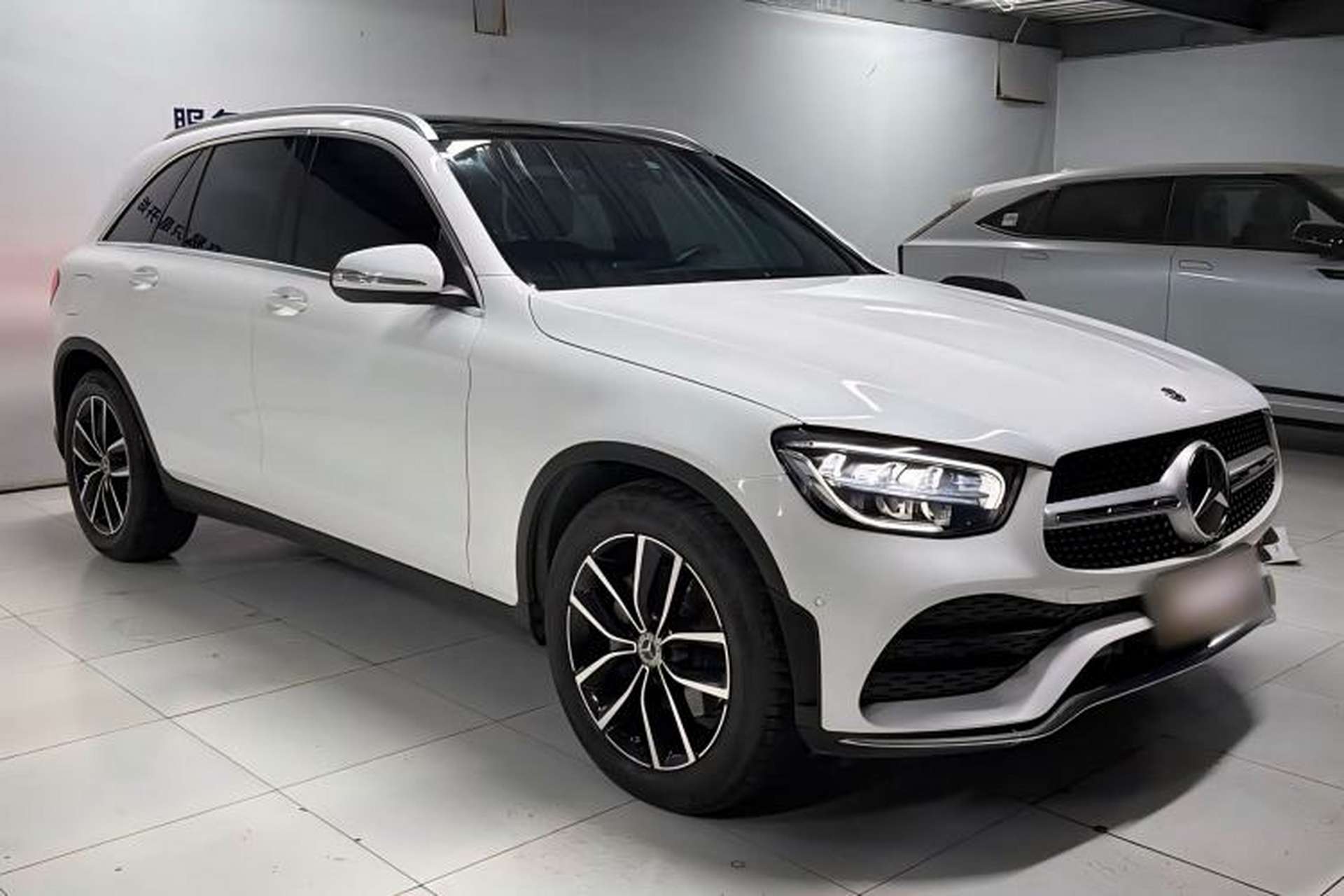 Used Mercedes-Benz GLC 2020 Facelift GLC 260 L 4MATIC Luxury Edition Exterior 3