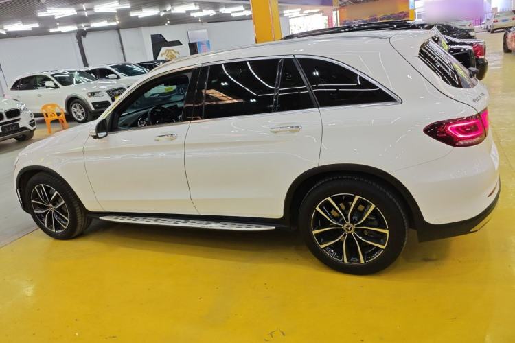 Used Mercedes-Benz GLC 2020 GLC 300 L 4MATIC Dynamic Edition Exterior 3