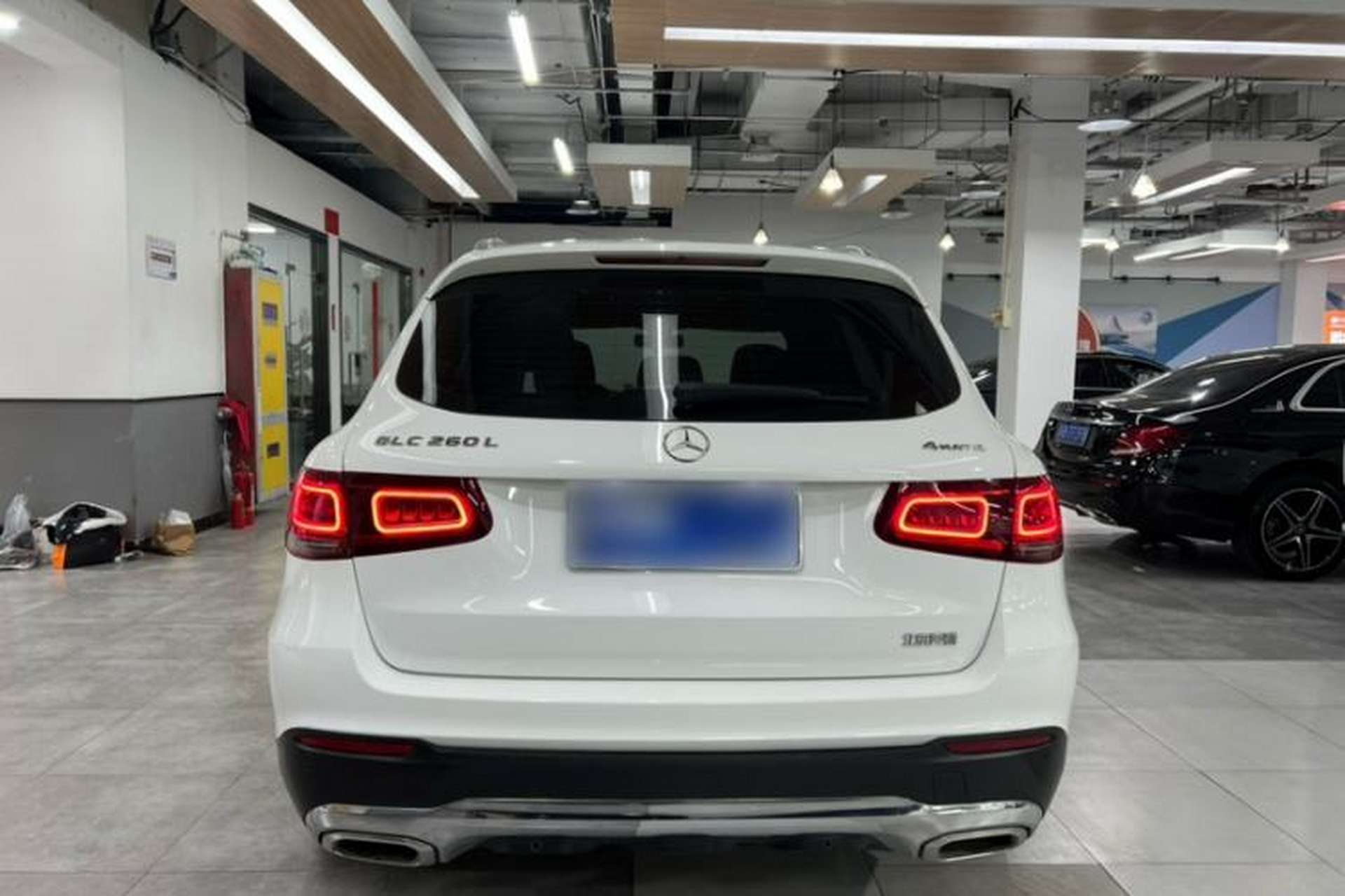 Used Mercedes-Benz GLC 2020 Facelifted GLC 260 L 4MATIC Dynamic Edition Exterior 3
