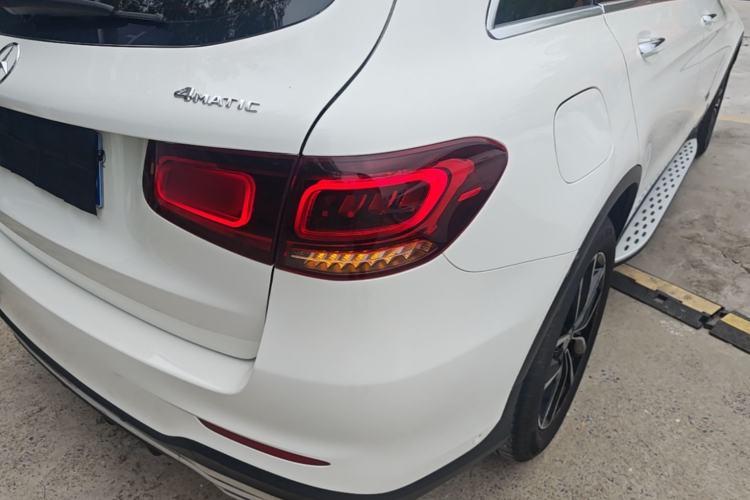 Used Mercedes-Benz GLC 2020 Facelift GLC 300 L 4MATIC Dynamic Edition Exterior 3