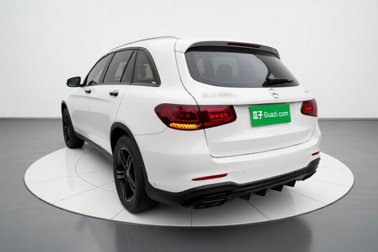 Used Mercedes-Benz GLC 2020 GLC 260 L 4MATIC Luxury Model Exterior 3