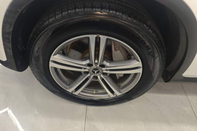 Used Mercedes-Benz GLC 2020 Facelifted GLC 260 L 4MATIC Dynamic Edition Exterior 3