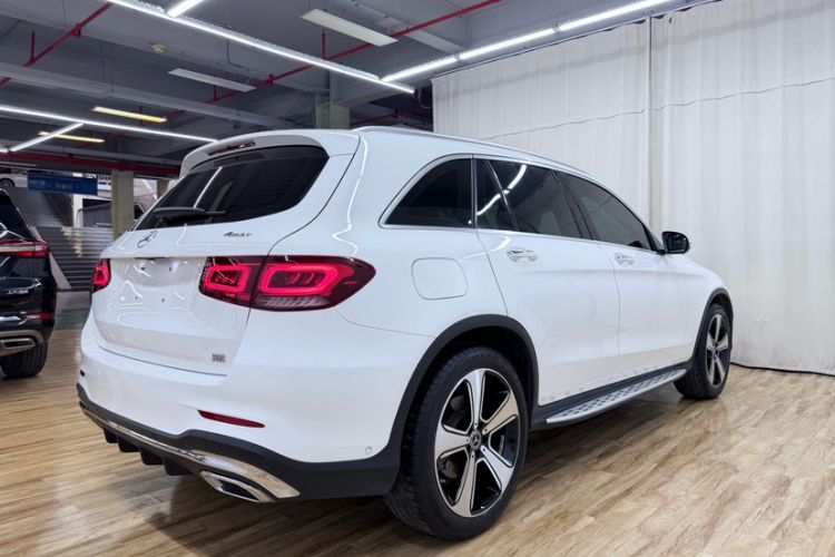 Used Mercedes-Benz GLC 2020 Facelifted GLC 300 L 4MATIC Luxury Edition Exterior 3