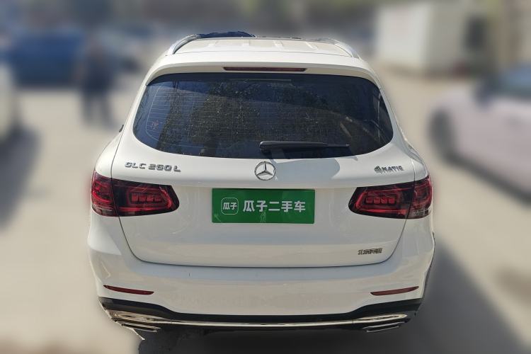 Used Mercedes-Benz GLC 2020 GLC 260 L 4MATIC Luxury Model Exterior 4