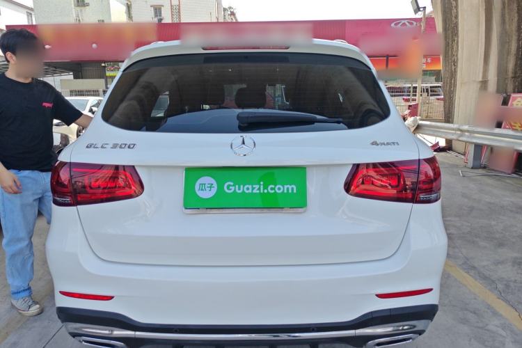 Used Mercedes-Benz GLC 2020 Facelift GLC 300 L 4MATIC Dynamic Edition Exterior 4
