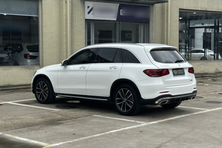Used Mercedes-Benz GLC 2020 Facelift GLC 260 L 4MATIC Luxury Edition Exterior 4
