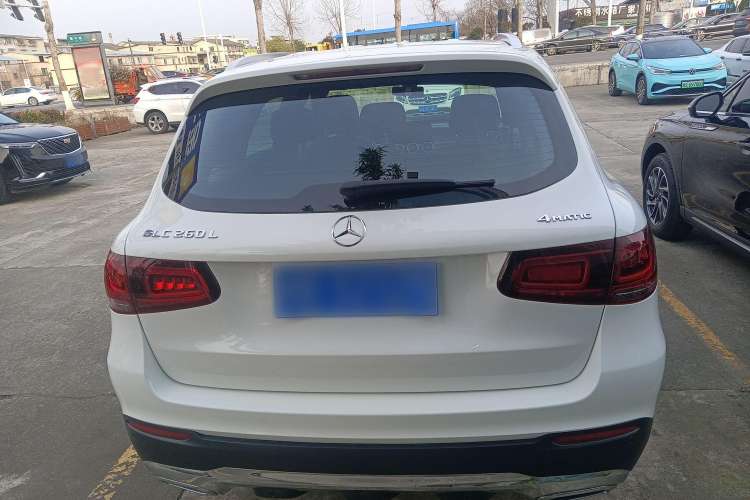 Used Mercedes-Benz GLC 2020 Facelifted GLC 260 L 4MATIC Dynamic Edition Exterior 4