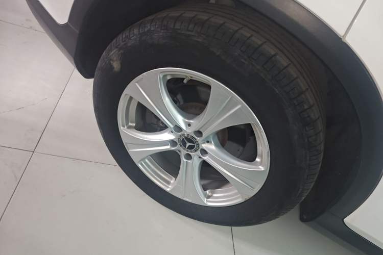 Used Mercedes-Benz GLC 2020 Facelifted GLC 260 L 4MATIC Dynamic Edition Exterior 5