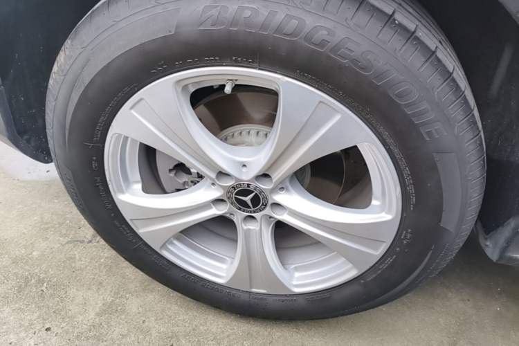 Used Mercedes-Benz GLC 2020 Facelifted GLC 260 L 4MATIC Dynamic Edition Exterior 5