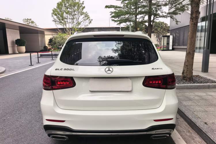 Used Mercedes-Benz GLC 2020 GLC 300 L 4MATIC Dynamic Edition Exterior 5
