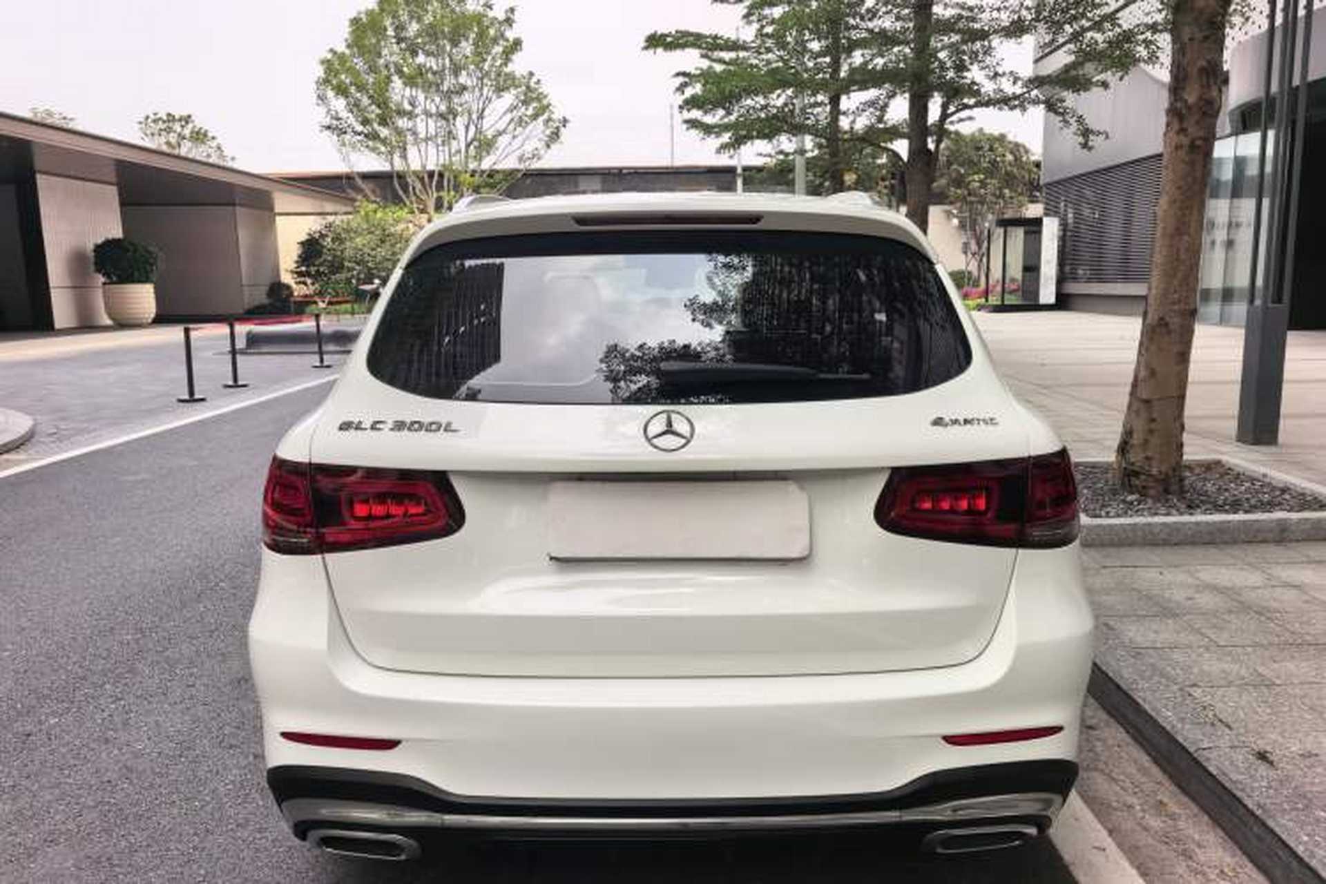 Used Mercedes-Benz GLC 2020 GLC 300 L 4MATIC Dynamic Edition Exterior 5