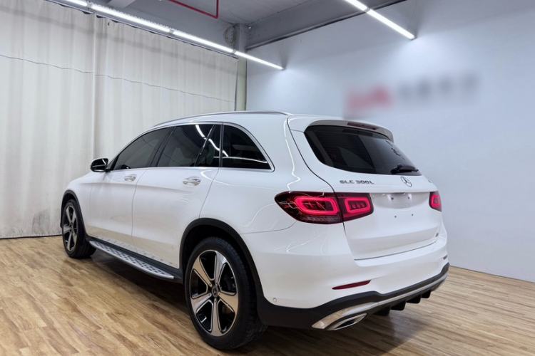 Used Mercedes-Benz GLC 2020 Facelifted GLC 300 L 4MATIC Luxury Edition Exterior 5