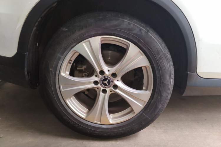 Used Mercedes-Benz GLC 2020 GLC 260 L 4MATIC Dynamic Model Exterior 5