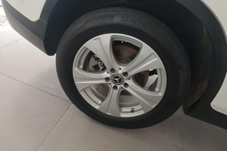 Used Mercedes-Benz GLC 2020 Facelifted GLC 260 L 4MATIC Dynamic Edition Exterior 5