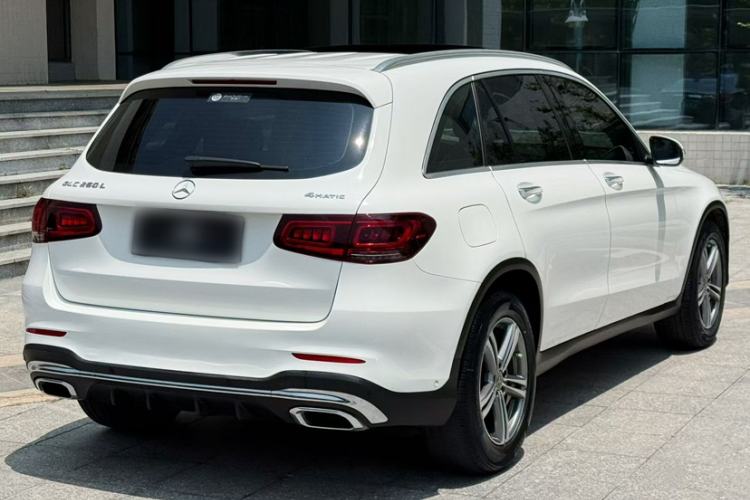 Used Mercedes-Benz GLC 2020 GLC 260 L 4MATIC Luxury Model Exterior 5