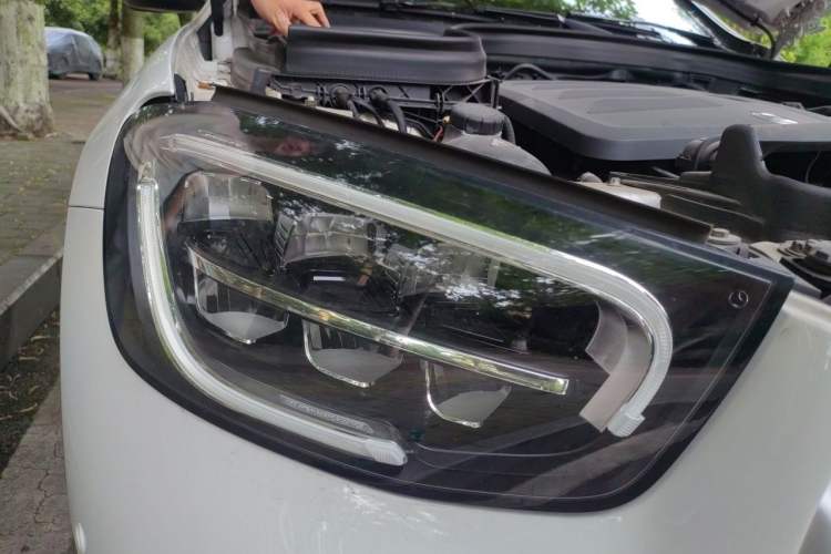 Used Mercedes-Benz GLC 2020 Facelift GLC 260 L 4MATIC Luxury Edition Exterior 6