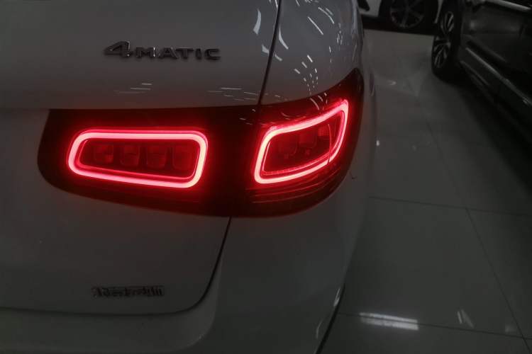 Used Mercedes-Benz GLC 2020 Facelift GLC 300 L 4MATIC Dynamic Edition Exterior 6