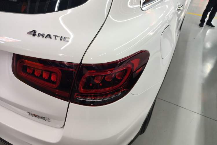 Used Mercedes-Benz GLC 2020 Facelift GLC 260 L 4MATIC Luxury Edition Exterior 6