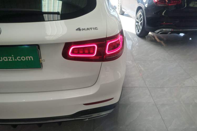 Used Mercedes-Benz GLC 2020 GLC 300 L 4MATIC Dynamic Edition Exterior 6