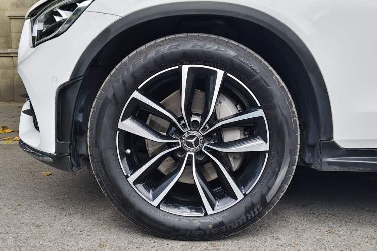 Used Mercedes-Benz GLC 2020 GLC 300 L 4MATIC Dynamic Edition Exterior 7