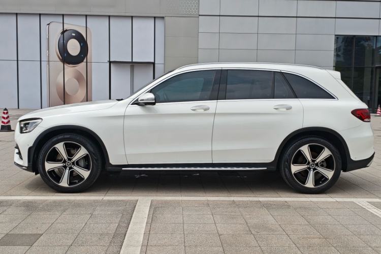 Used Mercedes-Benz GLC 2020 Facelifted GLC 300 L 4MATIC Luxury Edition Exterior 7