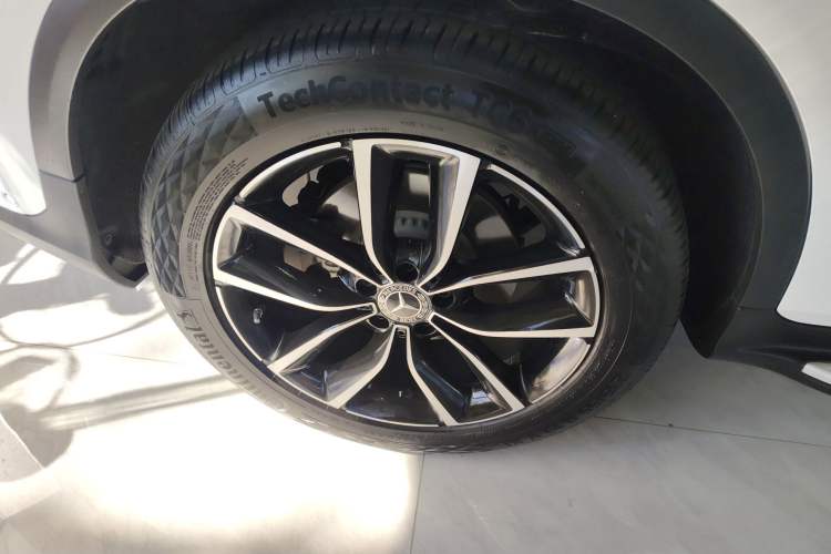 Used Mercedes-Benz GLC 2020 GLC 300 L 4MATIC Dynamic Edition Exterior 8