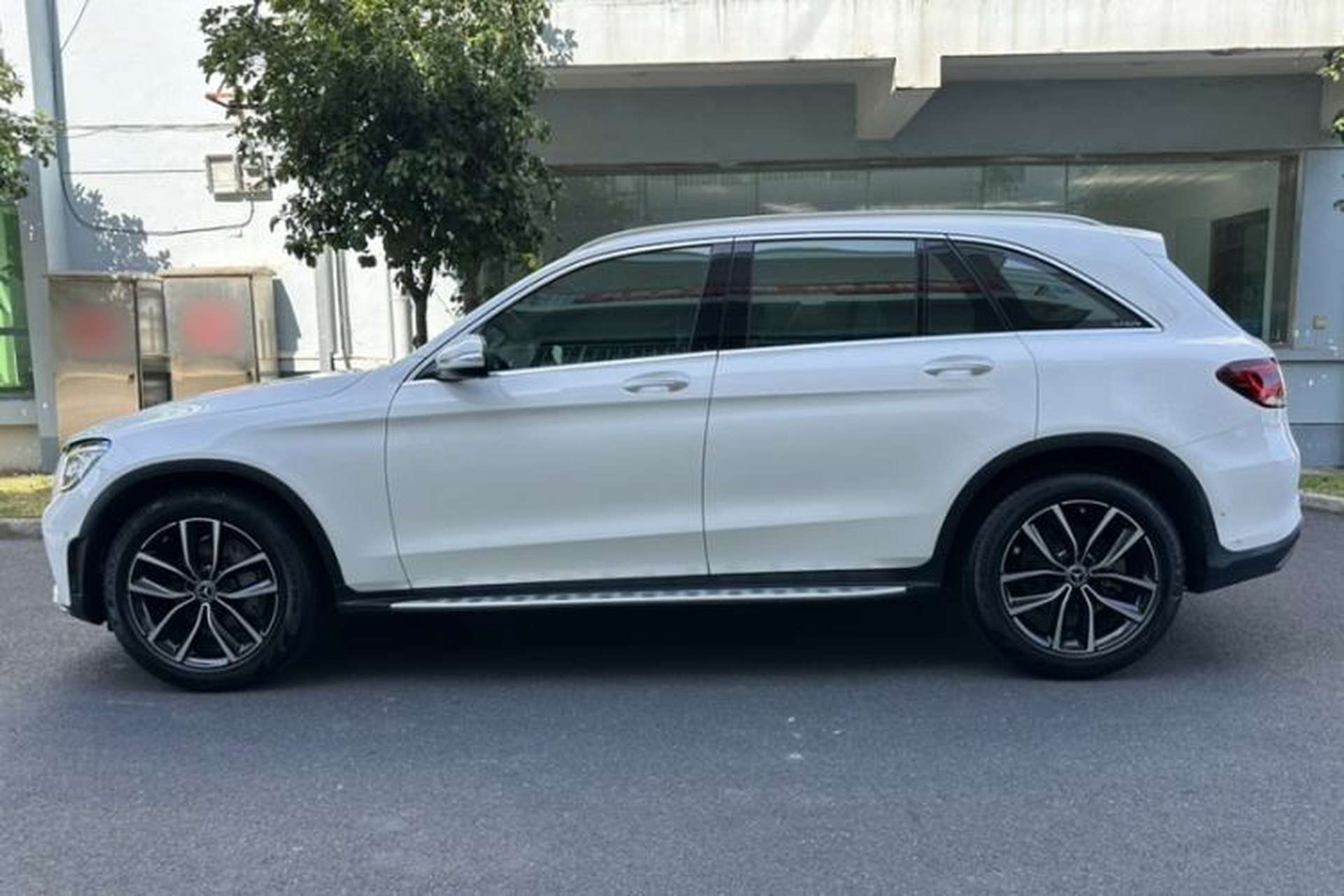 Used Mercedes-Benz GLC 2020 GLC 300 L 4MATIC Dynamic Edition Exterior 8
