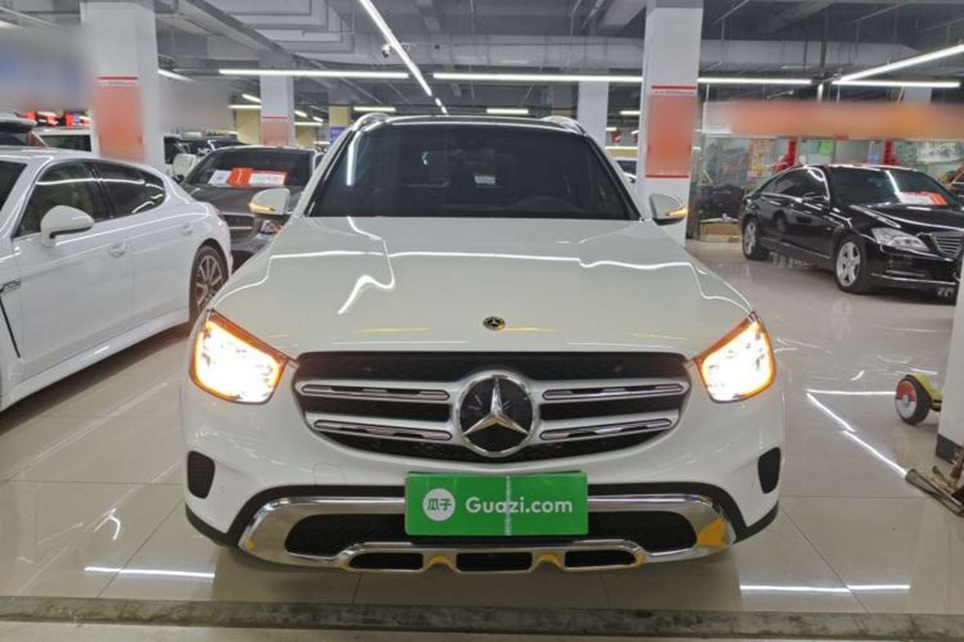Used Mercedes-Benz GLC 2020 Facelifted GLC 260 L 4MATIC Dynamic Edition Front