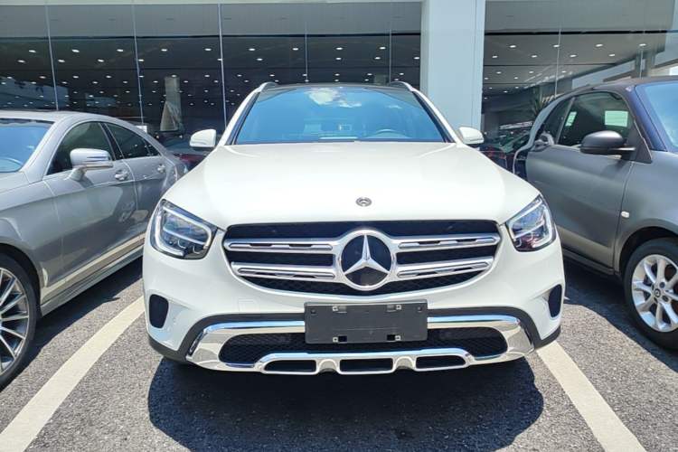Used Mercedes-Benz GLC 2020 Facelifted GLC 260 L 4MATIC Dynamic Edition Front