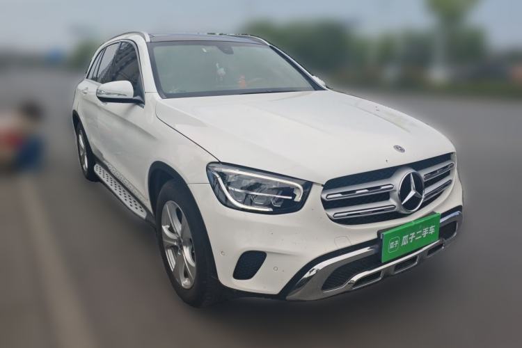 Used Mercedes-Benz GLC 2020 Facelifted GLC 260 L 4MATIC Dynamic Edition Front Right 45 Deg