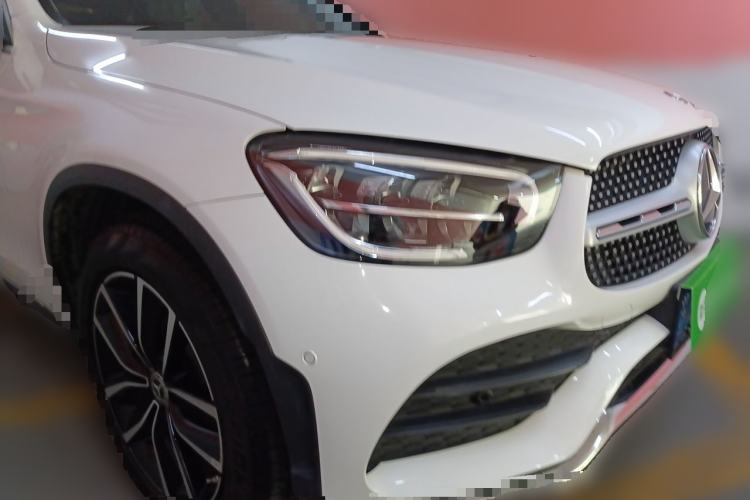 Used Mercedes-Benz GLC 2020 Facelift GLC 260 L 4MATIC Luxury Edition Front Right 45 Deg