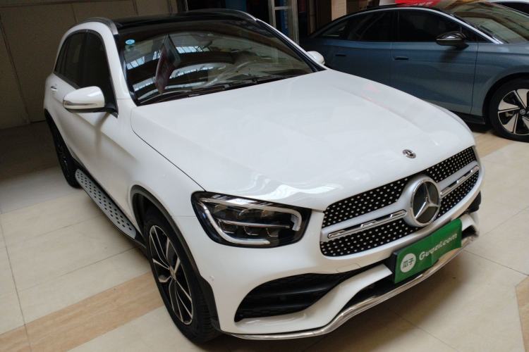 Used Mercedes-Benz GLC 2020 GLC 300 L 4MATIC Dynamic Edition Front Right 45 Deg