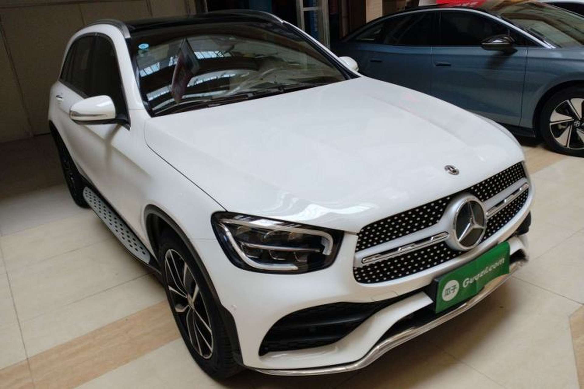 Used Mercedes-Benz GLC 2020 GLC 300 L 4MATIC Dynamic Edition Front Right 45 Deg