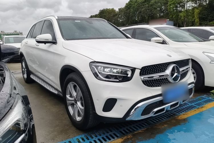Used Mercedes-Benz GLC 2020 Facelifted GLC 260 L 4MATIC Dynamic Edition Front Right 45 Deg