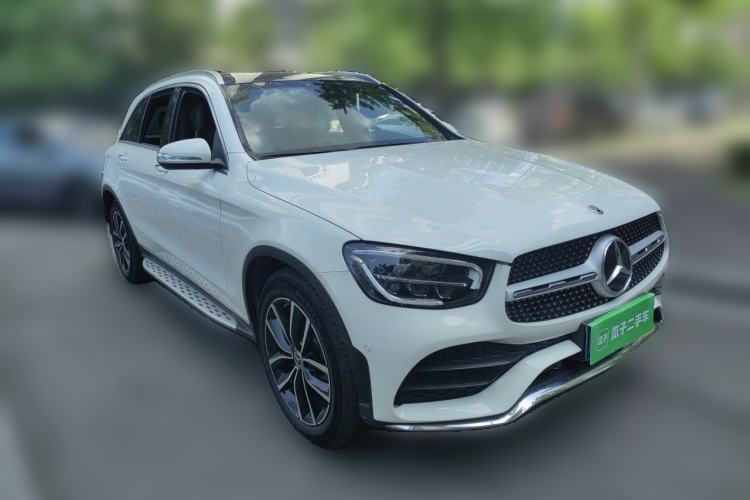 Used Mercedes-Benz GLC 2020 GLC 300 L 4MATIC Dynamic Edition Front Right 45 Deg