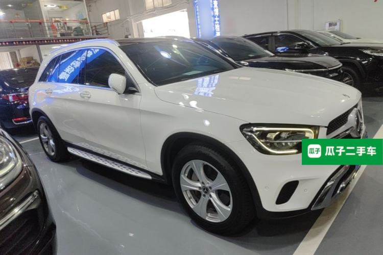Used Mercedes-Benz GLC 2020 GLC 260 L 4MATIC Dynamic Model Front Right 45 Deg