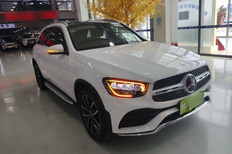 Used Mercedes-Benz GLC 2020 Facelift GLC 300 L 4MATIC Dynamic Edition Front Right 45 Deg