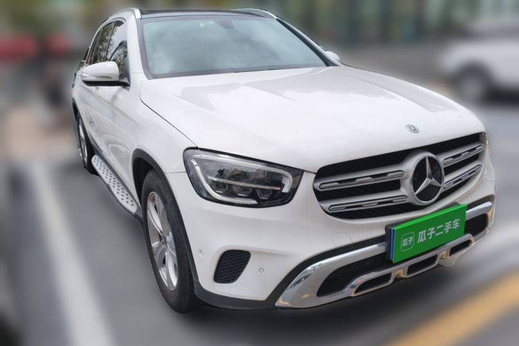 Used Mercedes-Benz GLC 2020 GLC 260 L 4MATIC Dynamic Model Front Right 45 Deg