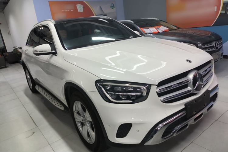 Used Mercedes-Benz GLC 2020 Facelifted GLC 260 L 4MATIC Dynamic Edition Front Right 45 Deg