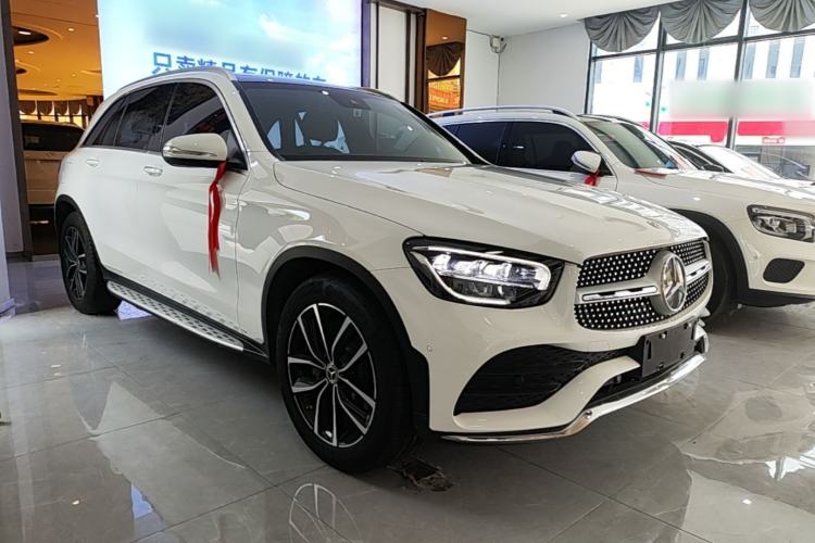 Used Mercedes-Benz GLC 2020 GLC 300 L 4MATIC Dynamic Edition Front Right 45 Deg