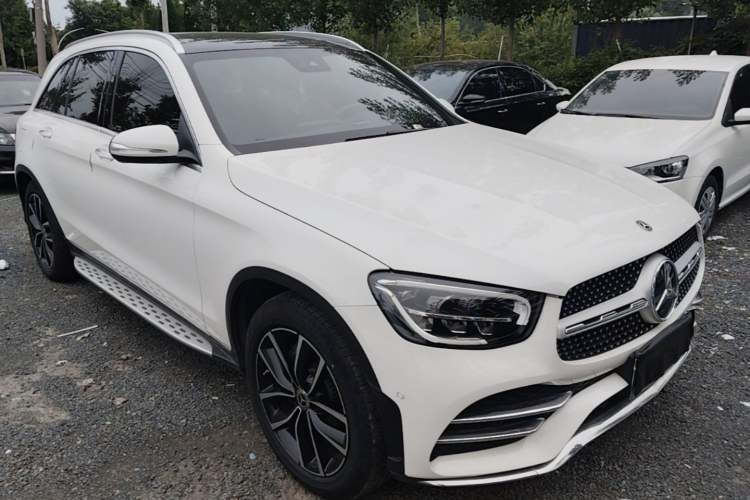 Used Mercedes-Benz GLC 2020 Facelift GLC 300 L 4MATIC Dynamic Edition Front Right 45 Deg