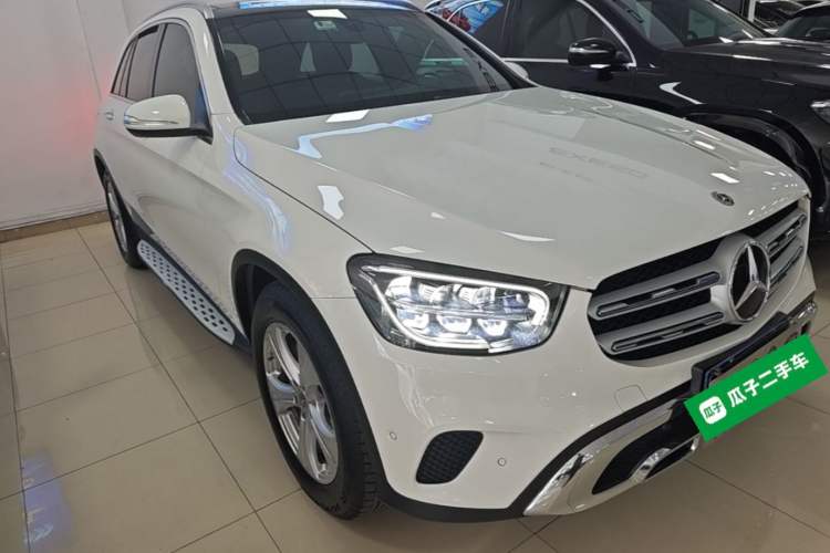 Used Mercedes-Benz GLC 2020 GLC 260 L 4MATIC Dynamic Model Front Right 45 Deg