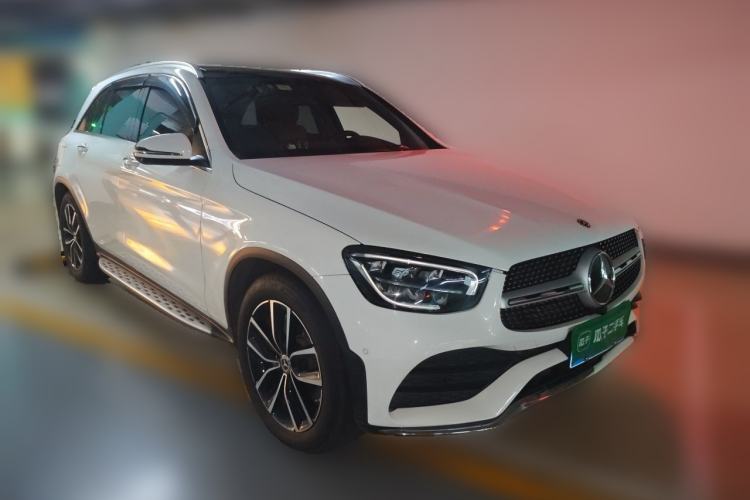 Used Mercedes-Benz GLC 2020 Facelift GLC 300 L 4MATIC Dynamic Edition Front Right 45 Deg
