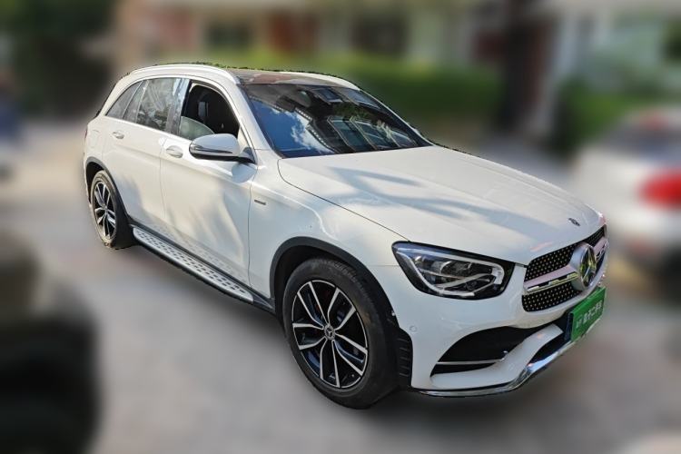 Used Mercedes-Benz GLC 2020 Facelift GLC 300 L 4MATIC Dynamic Edition Front Right 45 Deg