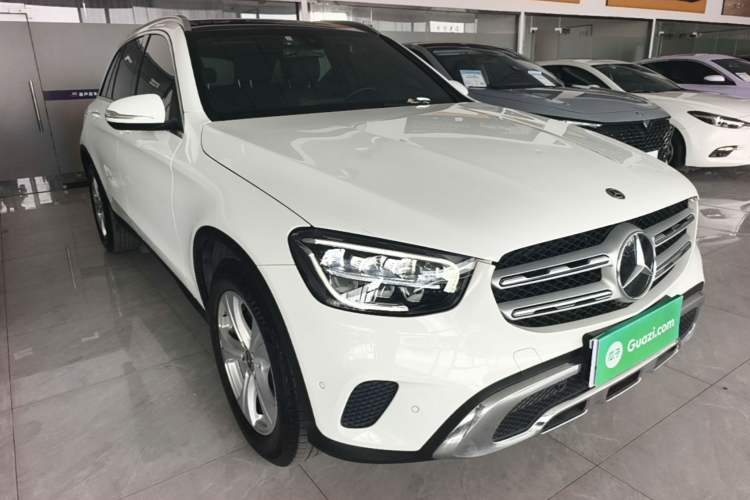Used Mercedes-Benz GLC 2020 GLC 260 L 4MATIC Dynamic Model Front Right 45 Deg