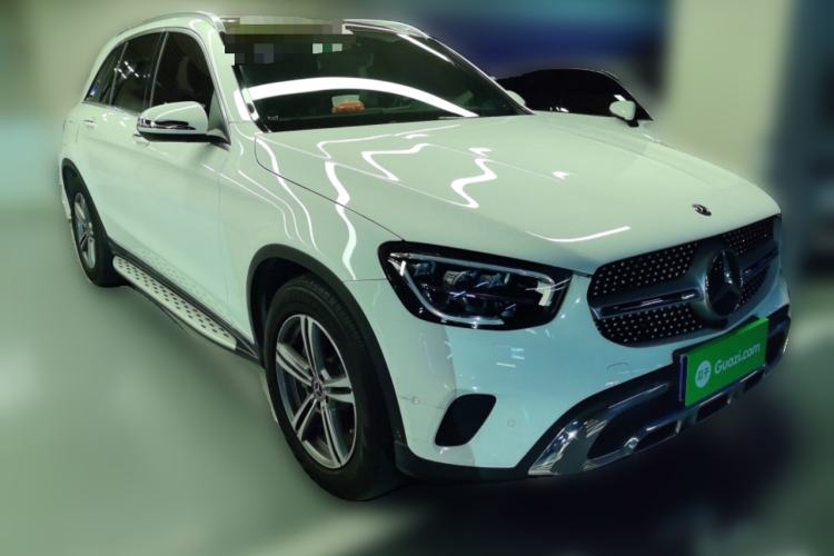 Used Mercedes-Benz GLC 2020 Facelifted GLC 260 L 4MATIC Dynamic Edition Front Right 45 Deg