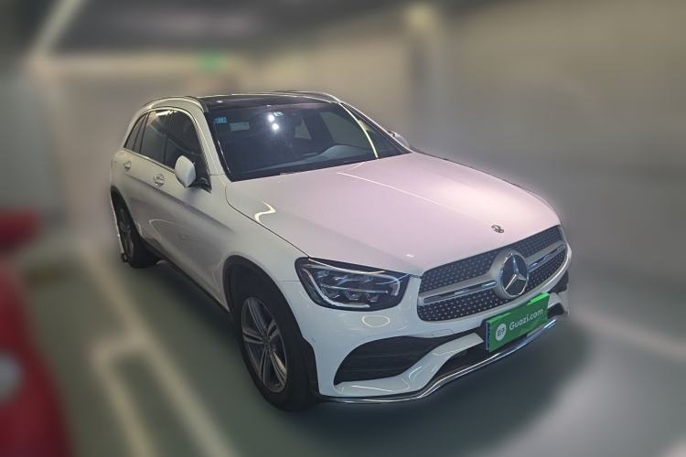 Used Mercedes-Benz GLC 2020 GLC 260 L 4MATIC Luxury Model Front Right 45 Deg